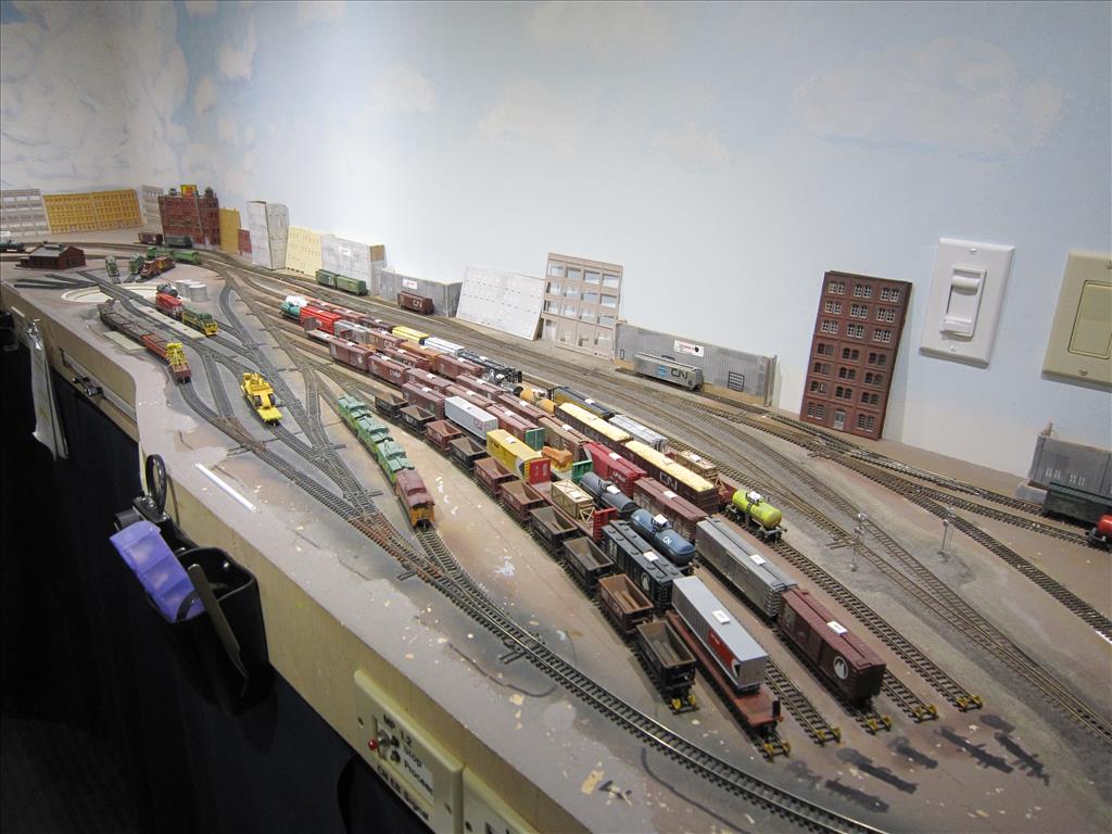 Feather Mountain Yard